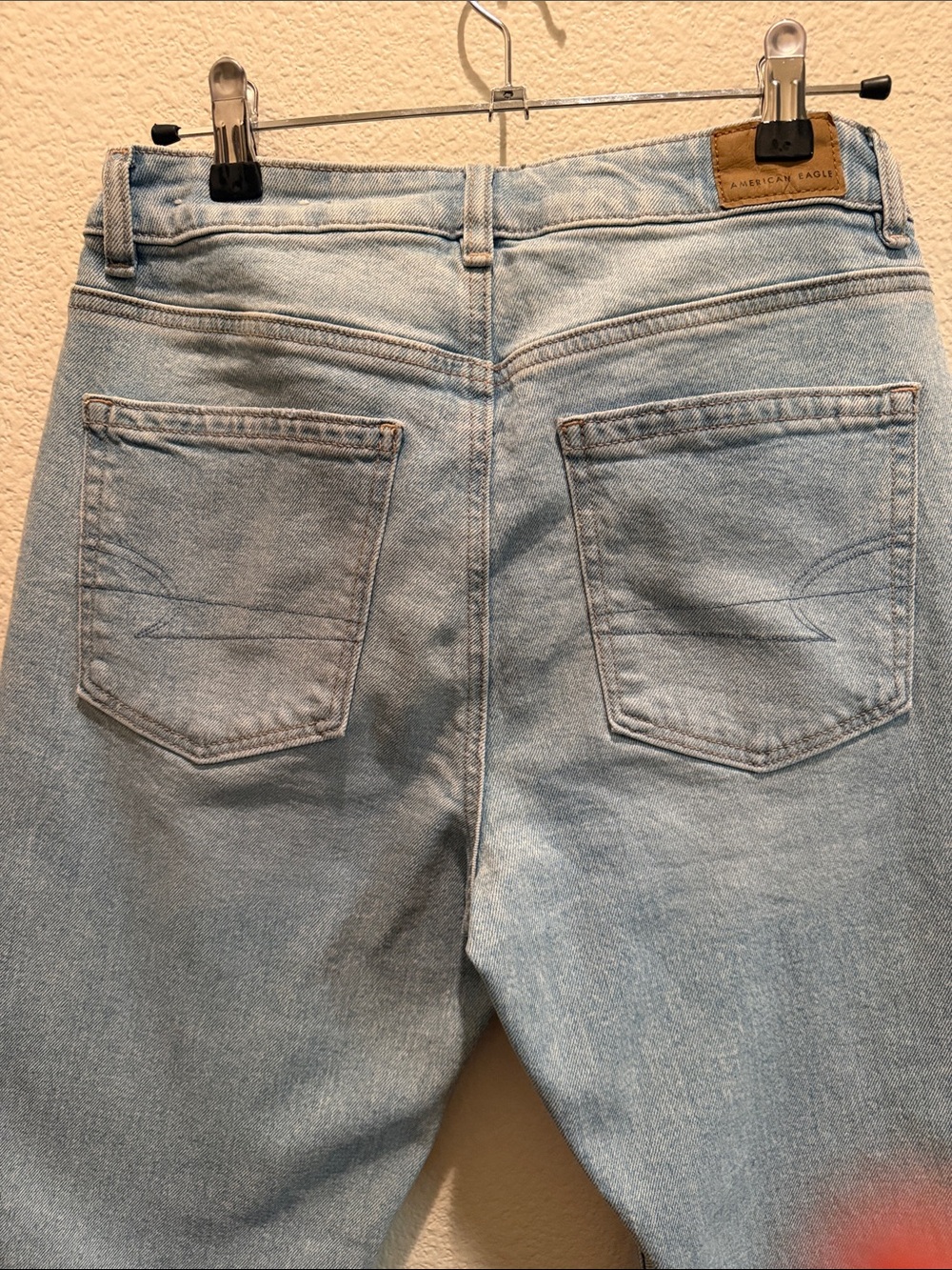 NWT American Eagle High-Rise Straight Leg Jeans Light Wash 2S Clean Girl Petite - Picture 5 of 8